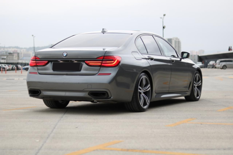 BMW 750