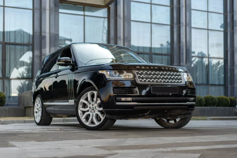 Range Rover Vogue 4.4 Diesel (Autobiography) Silver