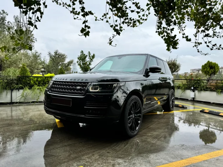 Range Rover Vogue 4.4 Diesel (Autobiography) Black