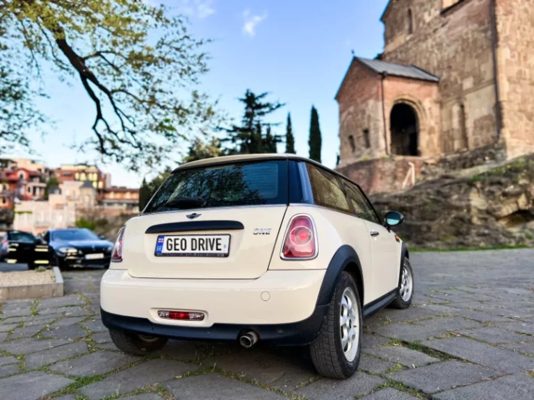 Mini Cooper 3dr One