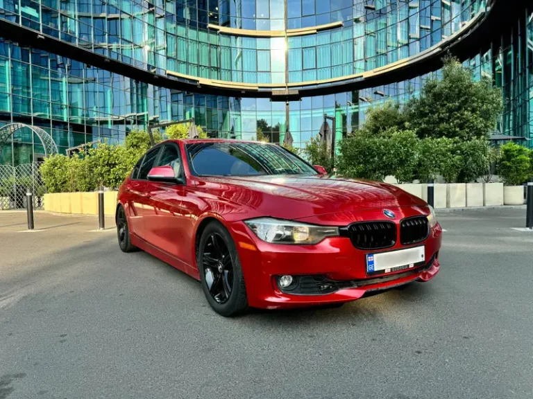 BMW 328i