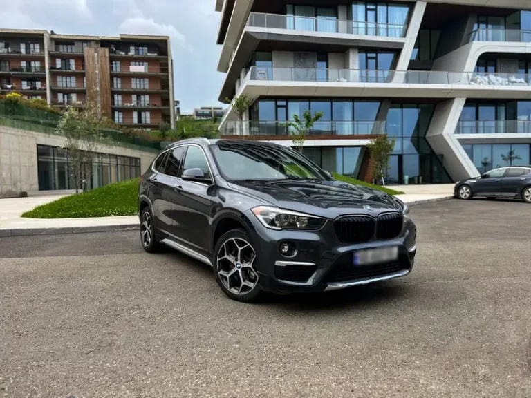 BMW X1